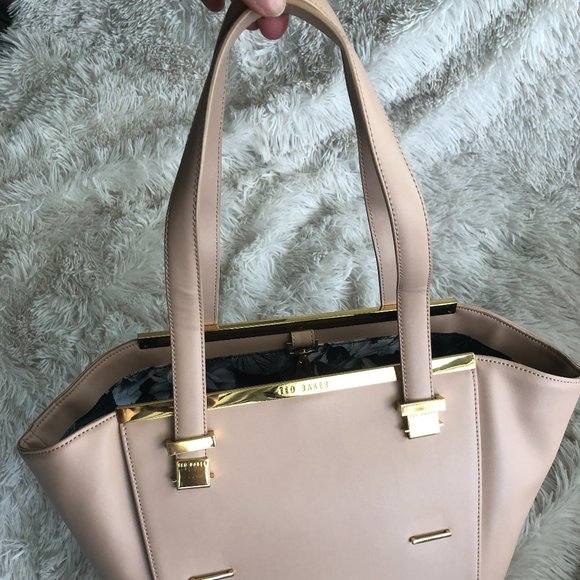 Ted Baker Nude Bag/Tote with Gold Hardware - Picture 9 of 11